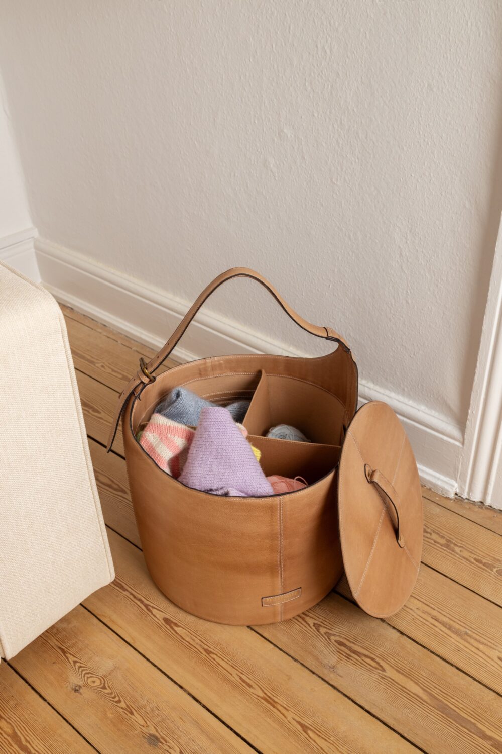 Project 27

Farve: Taupe - Image 2