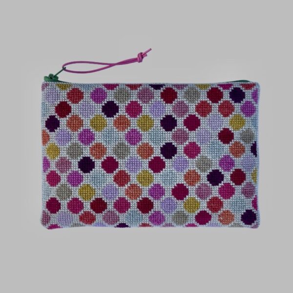Aida - Clutch