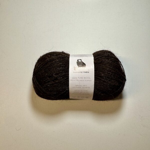 Faroese Yarn Nm 6 0/2  - Mottled Brown