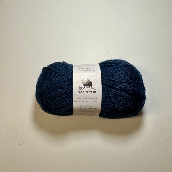 Faroese Yarn Nm 6 0/2  - Petrol Blue